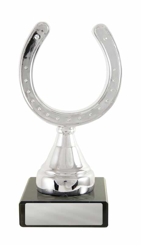 Ferro di cavallo sulla base